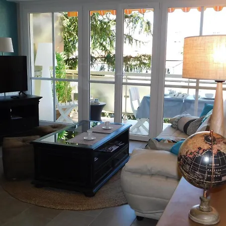 Appartement T2 standing rénové 2021 Vitoria climatisé, proche plage *